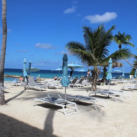 #207 Sunset Cove Seven Mile Beach
